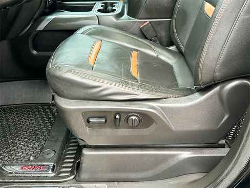 Used 2021 GMC Sierra 1500 AT4 w/ AT4 Value Package image 9