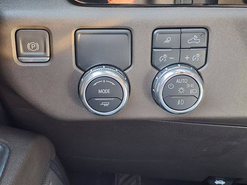 Used 2023 GMC Sierra 1500 SLT RWD image 20