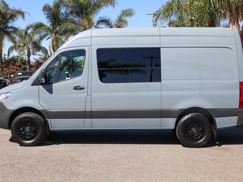 Used 2020 Mercedes-Benz Sprinter 1500 image 5