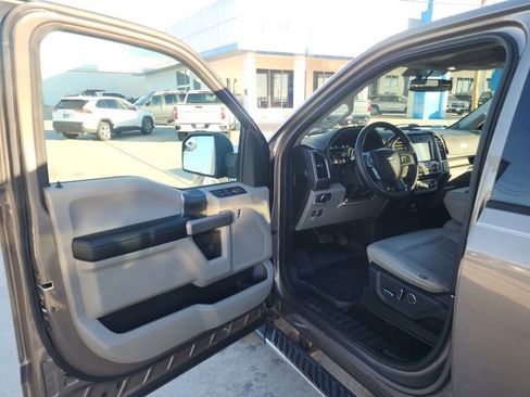 Used 2018 Ford F150 XLT w/ Equipment Group 302A Luxury image 24