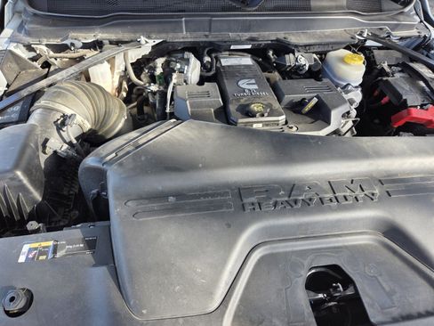Used 2024 RAM 3500 Big Horn AWD/4WD image 18