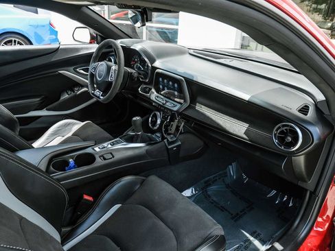 Used 2022 Chevrolet Camaro SS RWD image 13