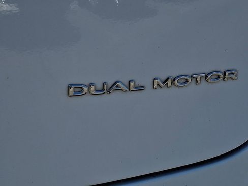 Used 2019 Tesla Model X Long Range AWD/4WD image 32