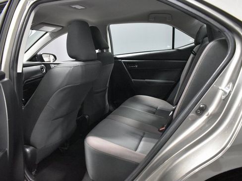 Used 2018 Toyota Corolla L image 26