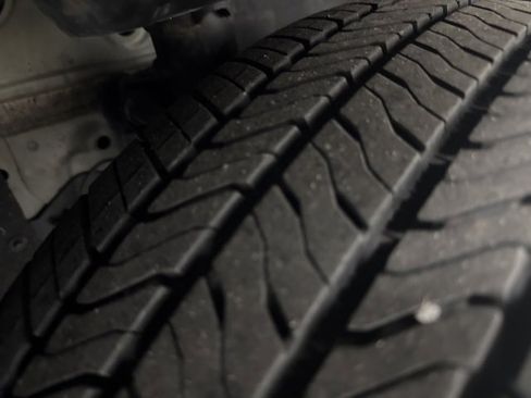 Used 2023 Chevrolet Equinox LT w/ Driver Convenience Package image 32