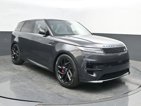 Used 2025 Land Rover Range Rover Sport Dynamic SE AWD/4WD image 9