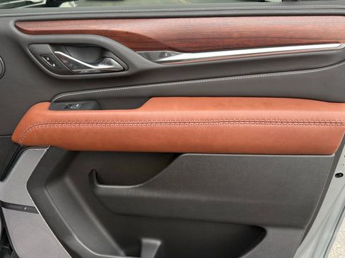 Used 2024 GMC Yukon XL Denali Ultimate image 25