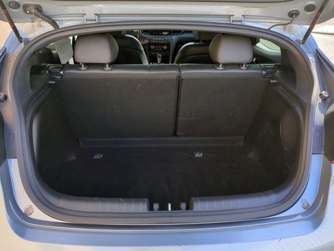 Used 2019 Hyundai Veloster 2.0 Premium image 12