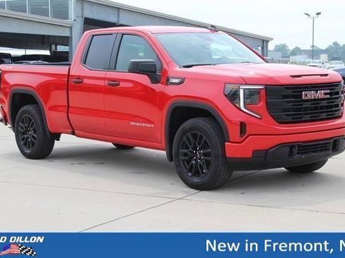 New 2026 GMC Sierra 1500 Pro w/ Graphite Edition AWD/4WD image 9