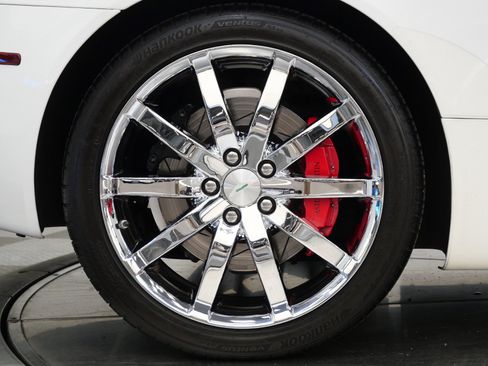 Used 2008 Aston Martin DB9 Volante RWD image 35