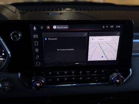 Used 2023 GMC Canyon Denali w/ Denali Black Edition image 30