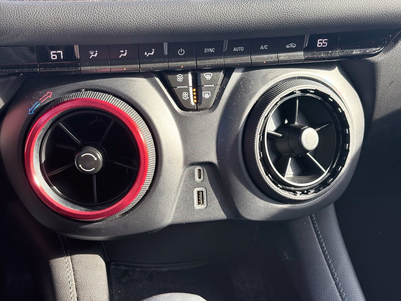 Used 2022 Chevrolet Blazer LT FWD image 11