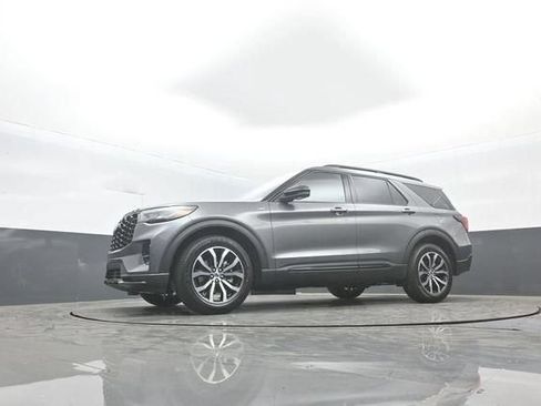 New 2026 Ford Explorer ST-Line RWD image 30