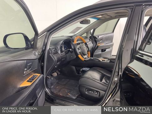 Used 2015 Lexus RX 450h AWD image 11