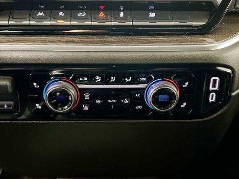 Used 2025 Chevrolet Silverado 1500 LT image 27