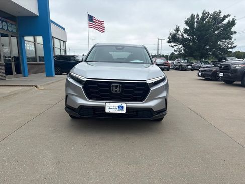 Used 2024 Honda CR-V EX image 2