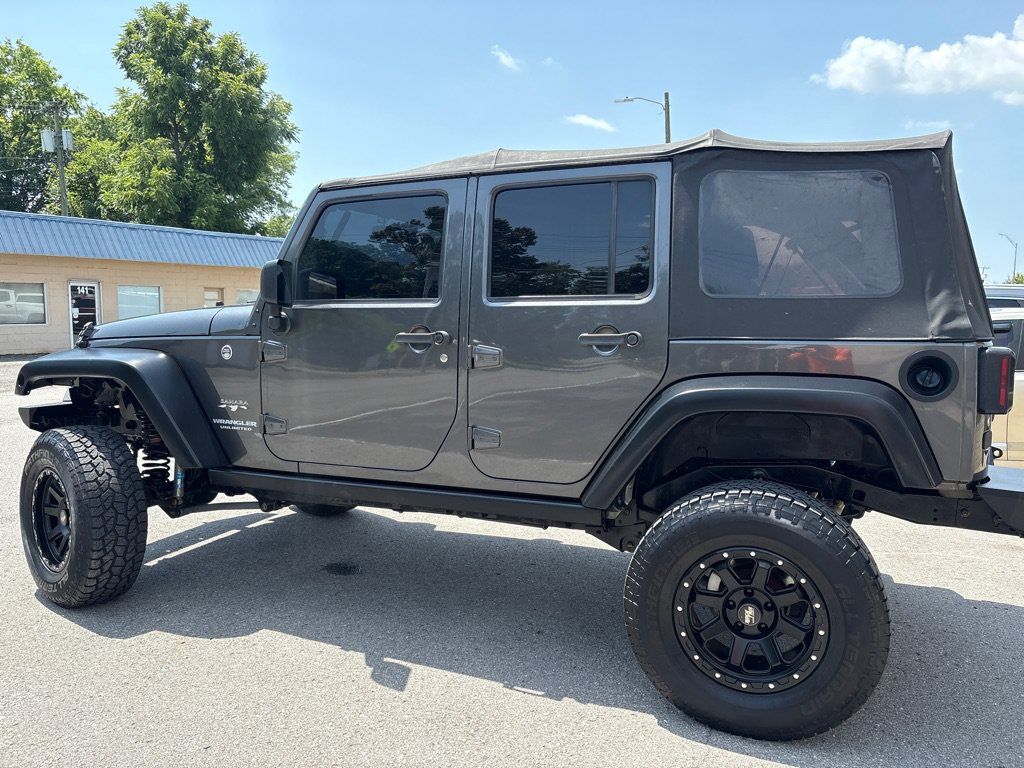 Used 2016 Jeep Wrangler Unlimited Sahara w/ Connectivity Group AWD/4WD image 4