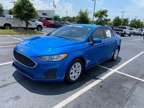 Used 2020 Ford Fusion S FWD image 3