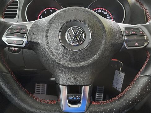 Used 2014 Volkswagen GTI Driver's Edition FWD image 16