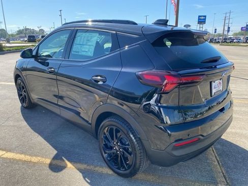 New 2027 Chevrolet Bolt RS w/ Technology Package FWD image 9