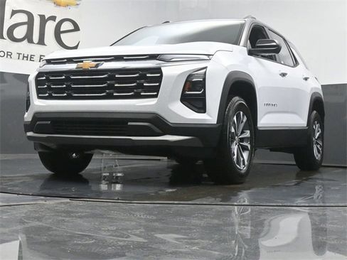 New 2026 Chevrolet Equinox LT w/ LPO, Floor Liner Package image 34