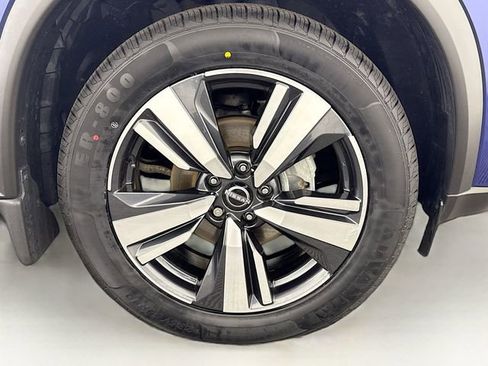 Certified 2022 Nissan Rogue SL w/ SL Premium Package image 33