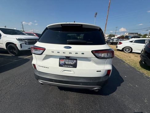 Used 2021 Ford Escape Titanium w/ Titanium Elite Package FWD image 4