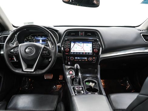 Used 2016 Nissan Maxima SR FWD image 14