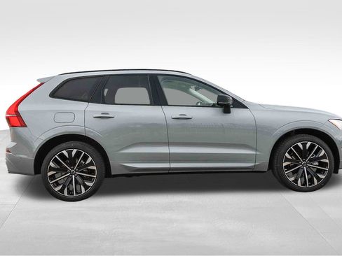 New 2026 Volvo XC60 B5 Ultra w/ Protection Package Premier image 4