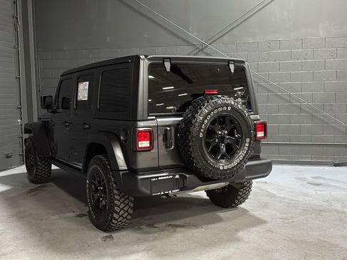 Used 2022 Jeep Wrangler Unlimited Sport AWD/4WD image 6