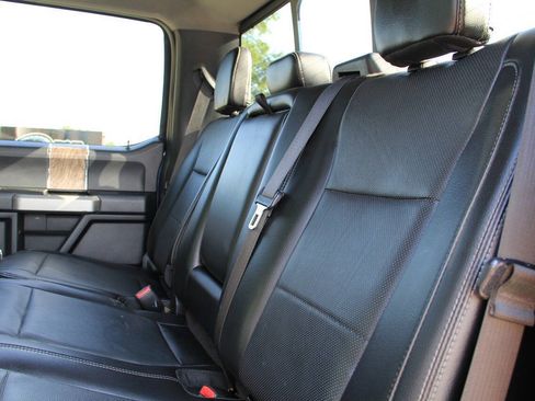 Used 2017 Ford F250 Lariat w/ Lariat Ultimate Package AWD/4WD image 21