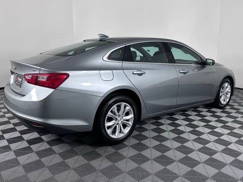 Used 2025 Chevrolet Malibu LT image 8