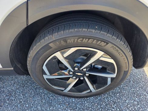 Used 2025 Chevrolet Equinox EV LT FWD image 31