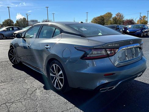 Used 2023 Nissan Maxima SV w/ Floor Mat Group image 5