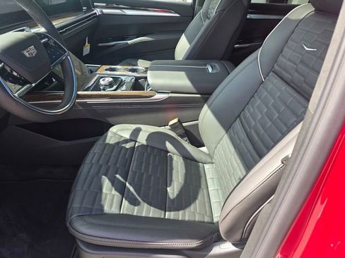 New 2026 Cadillac Escalade Platinum Sport AWD/4WD image 21