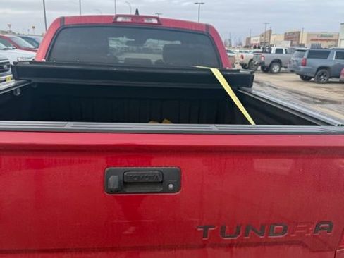 Used 2020 Toyota Tundra SR5 w/ SR5 Upgrade Package image 4