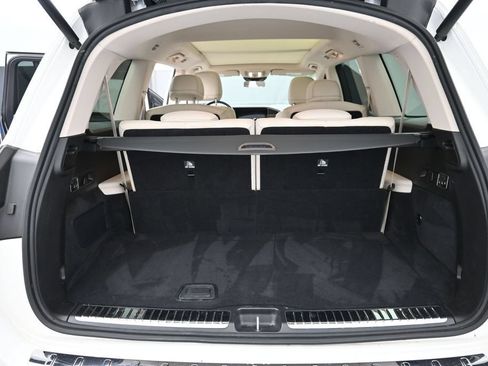 Used 2022 Mercedes-Benz GLS 450 4MATIC image 16