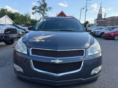 Used 2011 Chevrolet Traverse LS FWD image 5