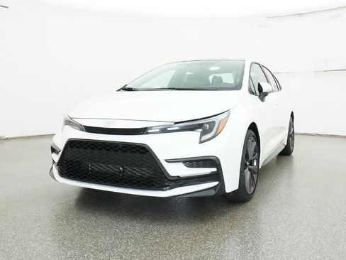 New 2026 Toyota Corolla SE image 32