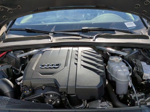 Certified 2025 Audi A5 2.0T Premium Plus w/ Convenience Plus Package image 34