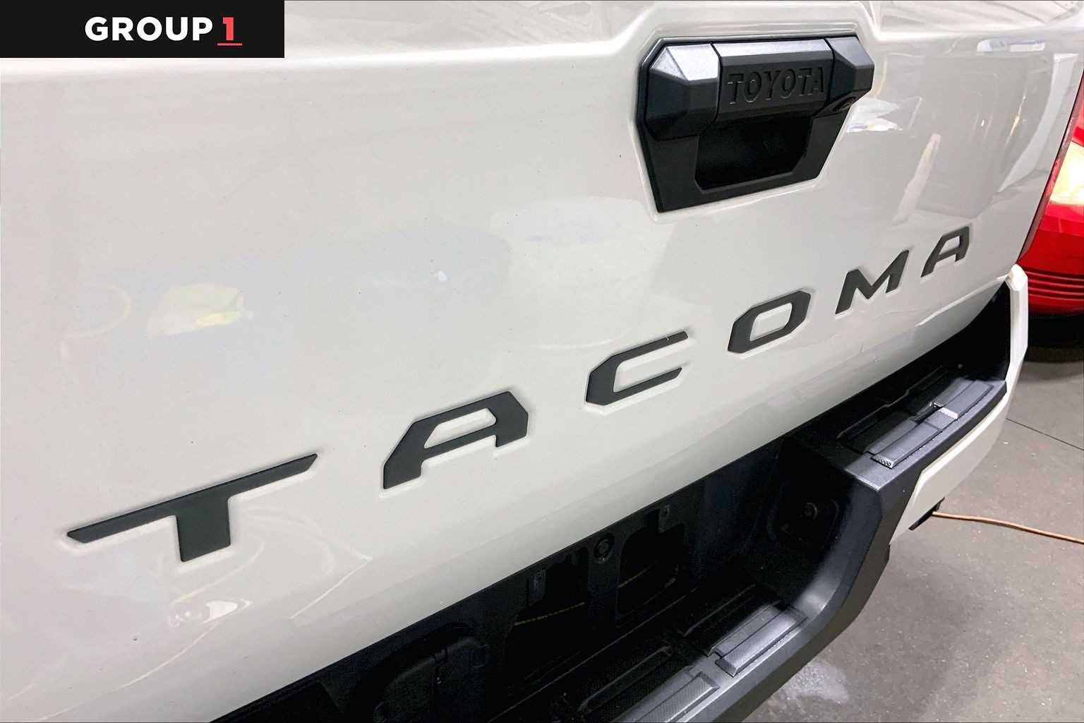Certified 2025 Toyota Tacoma SR5 AWD/4WD image 10
