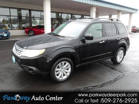 Used 2011 Subaru Forester 2.5X Premium w/ All-Weather Pkg image 1