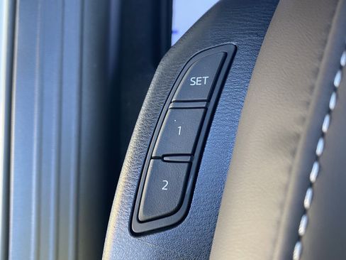 New 2025 MAZDA CX-5 Signature image 5