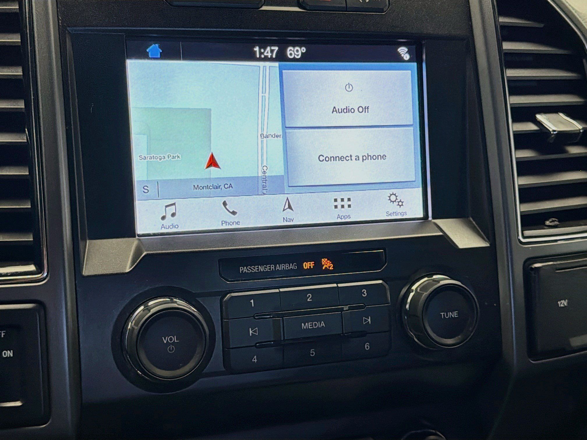 Used 2019 Ford F150 XLT w/ Equipment Group 302A Luxury RWD image 9