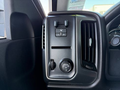 Used 2016 Chevrolet Silverado 1500 LT w/ LT Convenience Package RWD image 20
