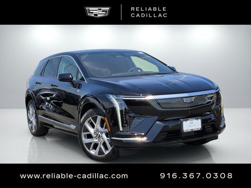 New 2025 Cadillac Optiq Luxury 1 image 1