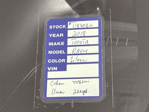 Used 2018 Toyota RAV4 SE image 46