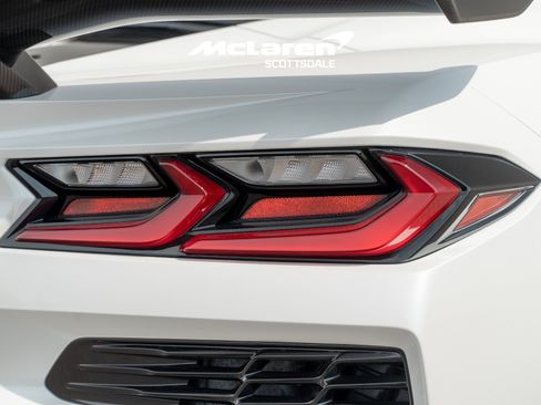 Used 2023 Chevrolet Corvette Z06 w/ Z07 Performance Package RWD image 35