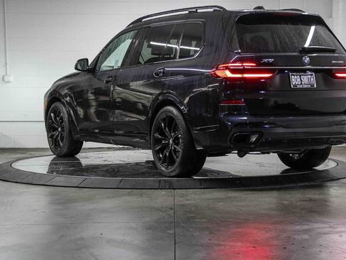 Certified 2023 BMW X7 xDrive40i w/ M Sport Package image 4