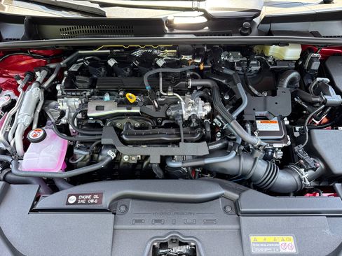 New 2026 Toyota Prius Plug-In Hybrid FWD image 8